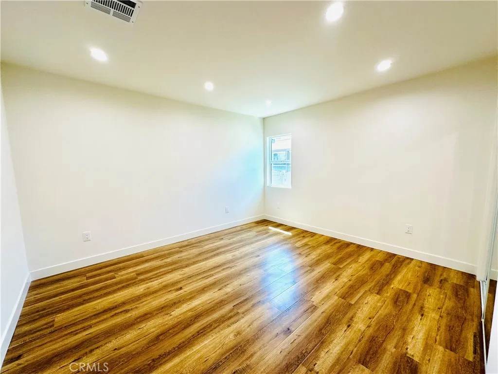 Additional image 30 of 11104 Oxnard St, North Hollywood, CA 91606