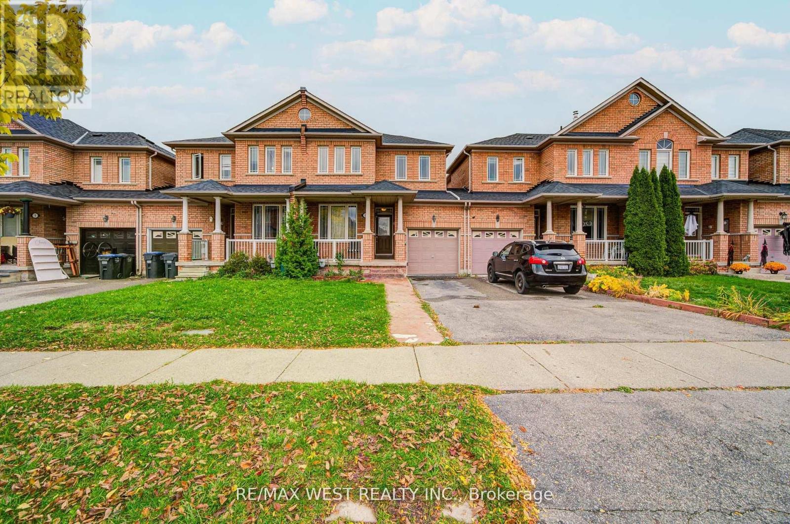 12 EAGLEFIELD GATE|Brampton (Fletcher's Meadow), Ontario L7A3S2