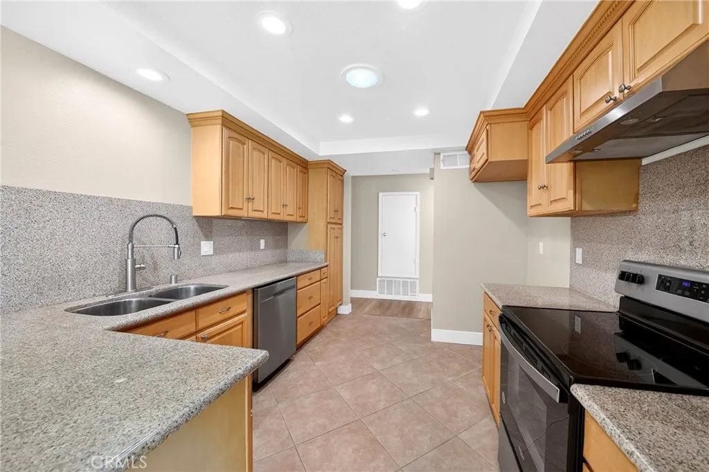 Additional image 53 of 3 Silver Fir, Irvine, CA 92604