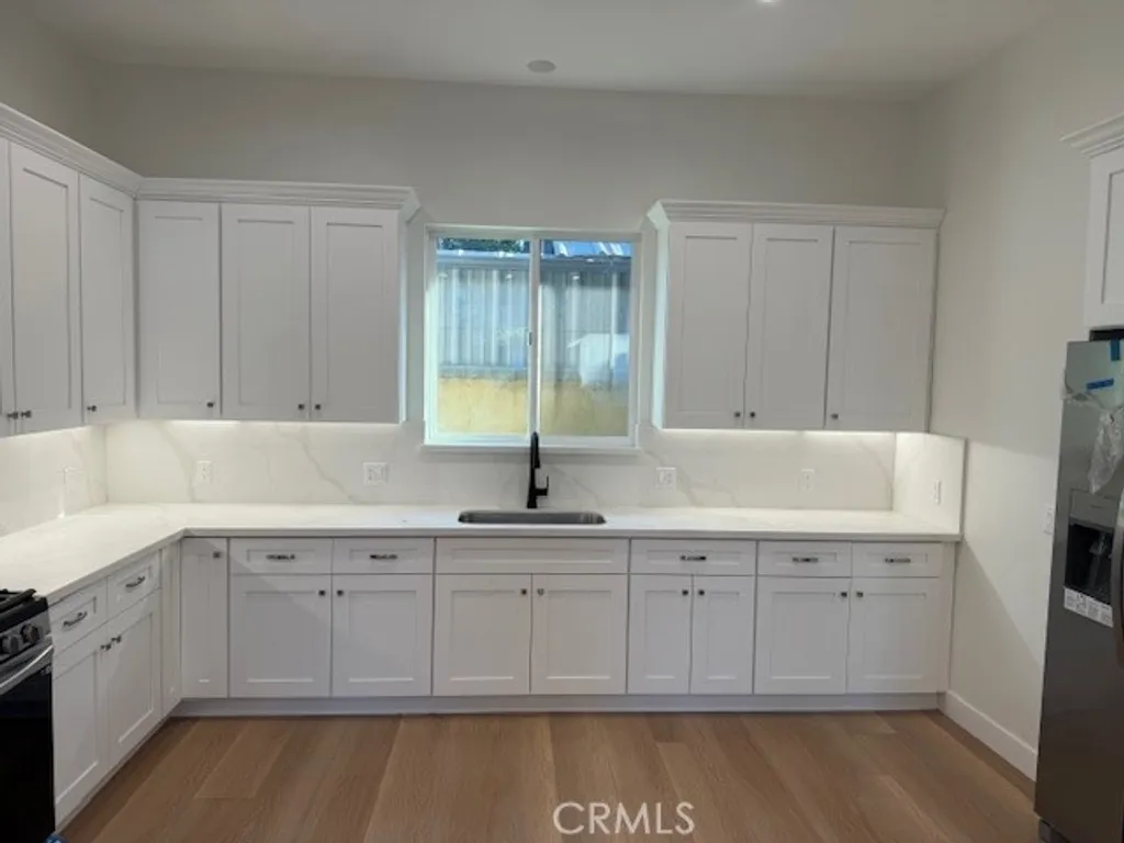 Additional image 7 of 8638 Aqueduct, North Hills, CA 91343