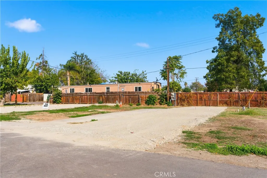 Additional image 13 of 501 Belmont Ave Unit 8, Bakersfield, CA 93308