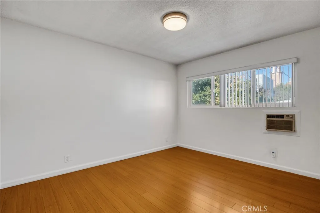 Additional image 13 of 6643 De Longpre Unit 5, Los Angeles, CA 90028