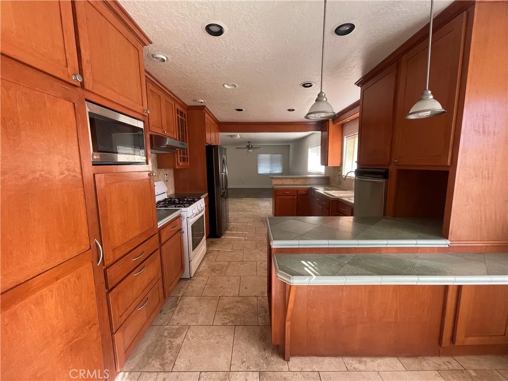 Additional image 26 of 28628 Macklin Avenue, Canyon Country, CA 91387