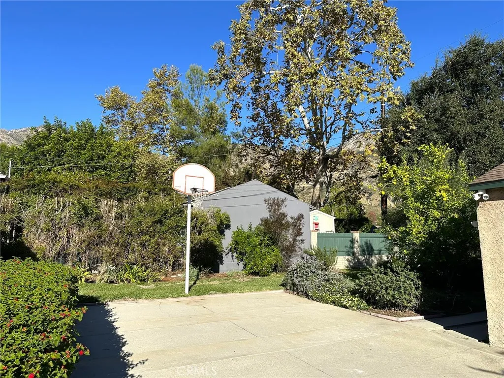 Additional image 20 of 2026 Pepper Dr, Altadena, CA 91001