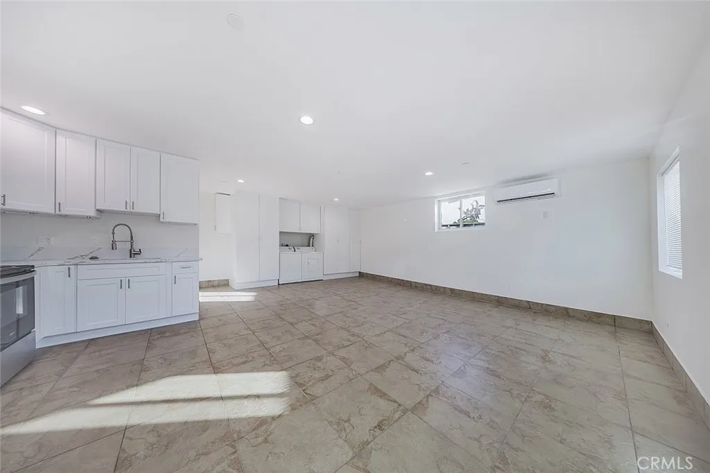 Additional image 21 of 2954 Hermosa Avenue Unit A, La Crescenta, CA 91214