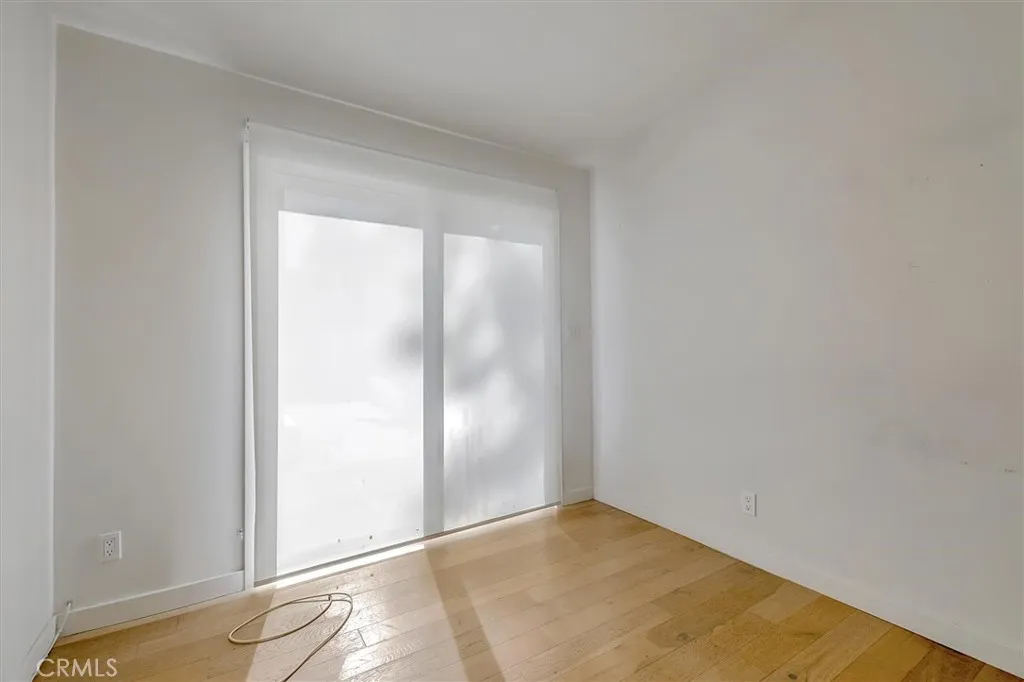 Additional image 36 of 24216 Calvert Street, Woodland Hills, CA 91367