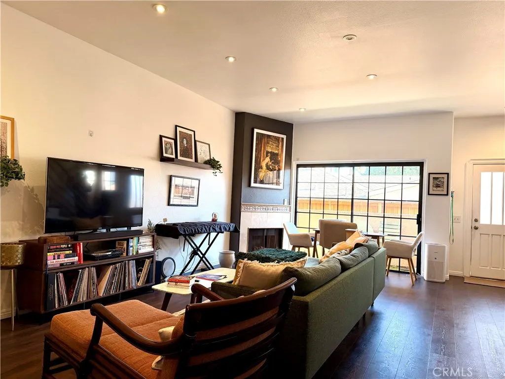 Additional image 3 of 1424 26th St Unit 2, Santa Monica, CA 90404