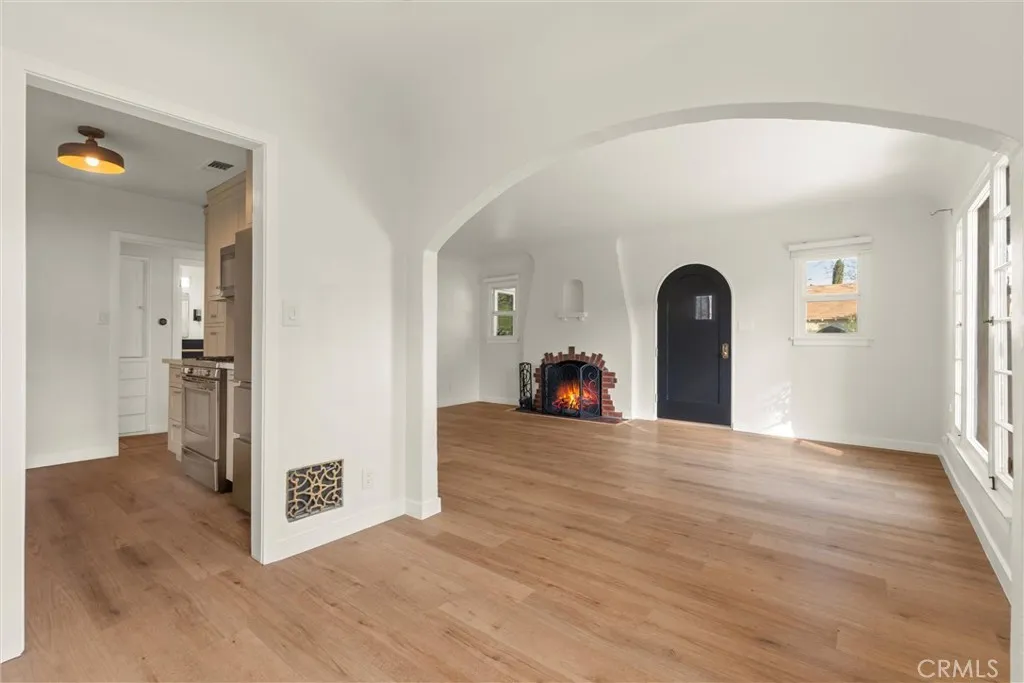 Additional image 37 of 2083 Parnell Way, Altadena, CA 91001