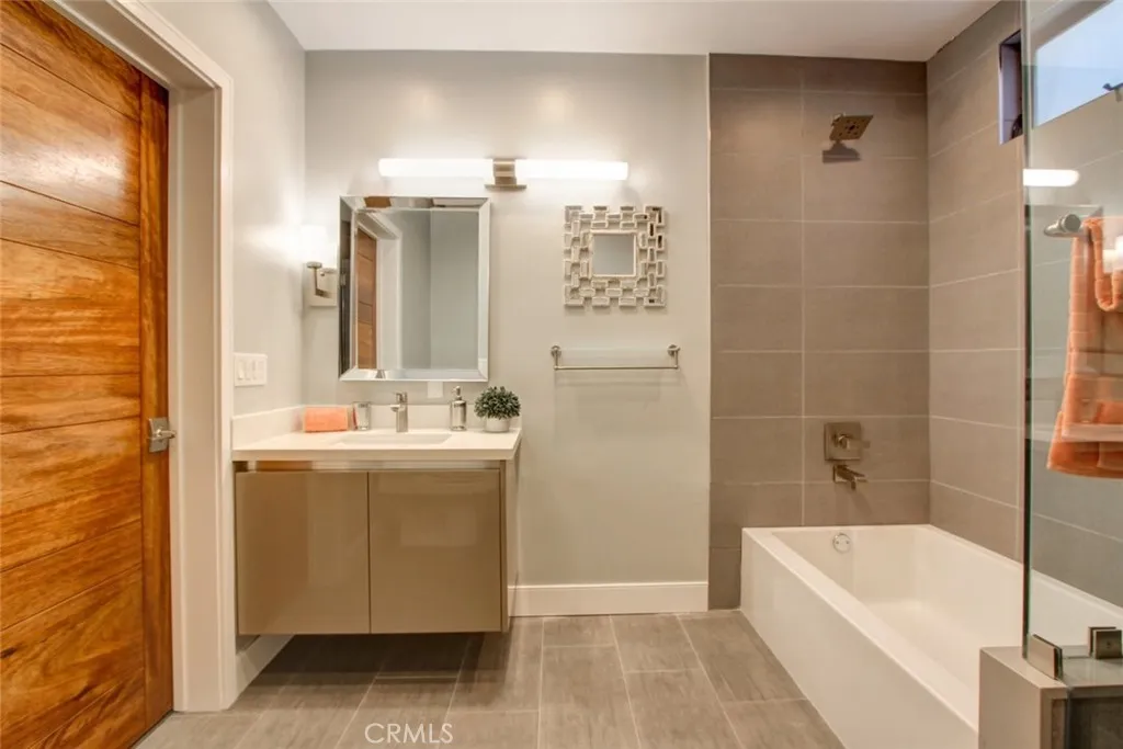 Additional image 46 of 330 Salem St Unit 301, Glendale, CA 91203