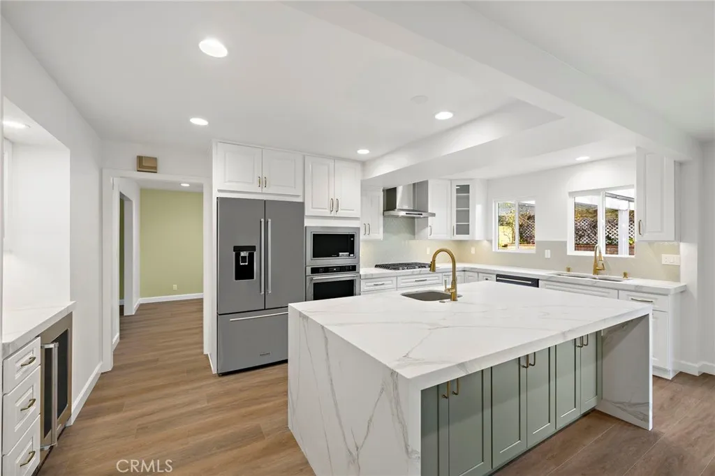 Additional image 3 of 20152 Redlands Drive, Newport Beach, CA 92660