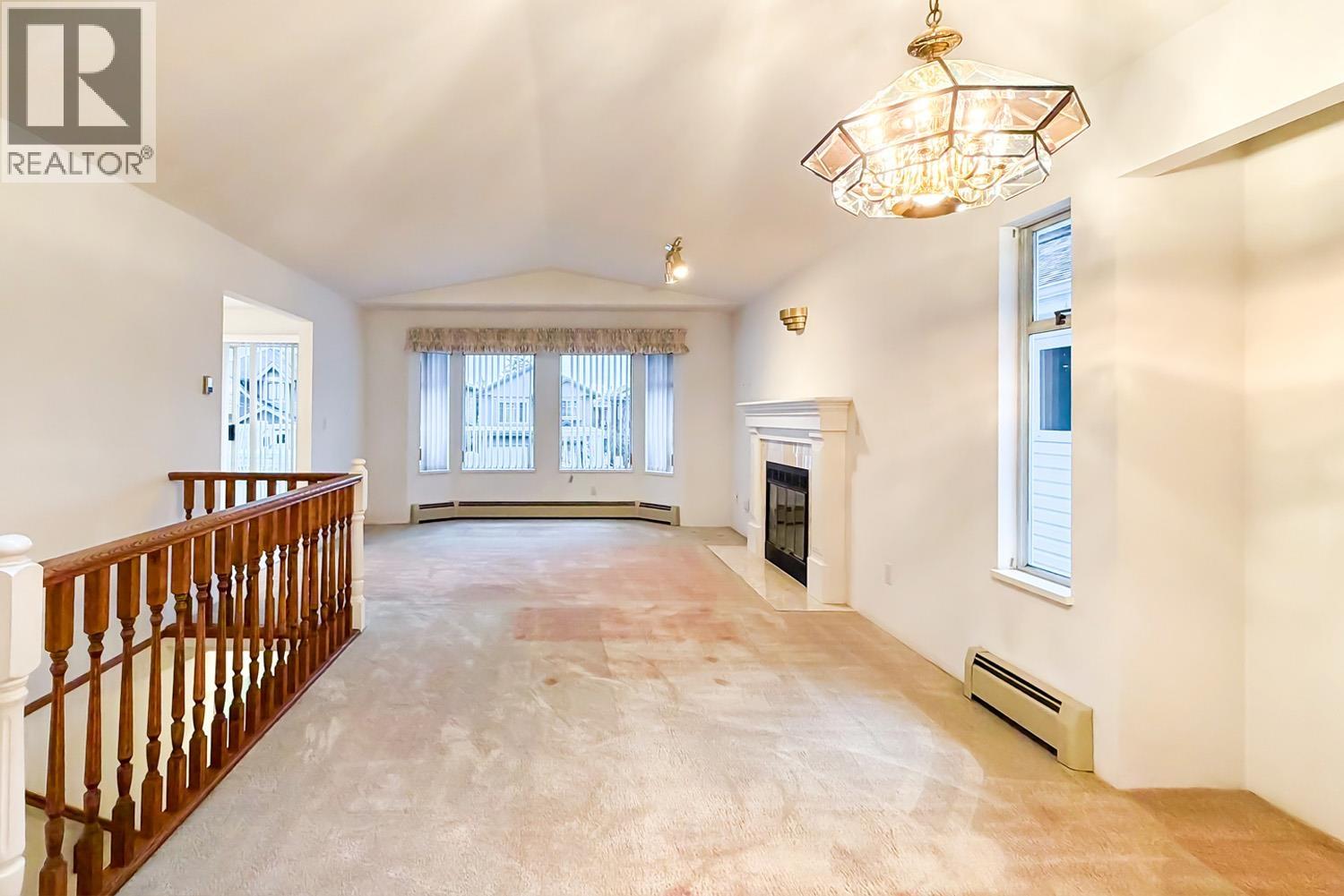 7459 HOLLY STREET|Burnaby, British Columbia V5E2C3