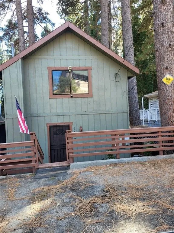 Additional image 2 of 2413 Whispering Pines Dr, Running Springs, CA 92382