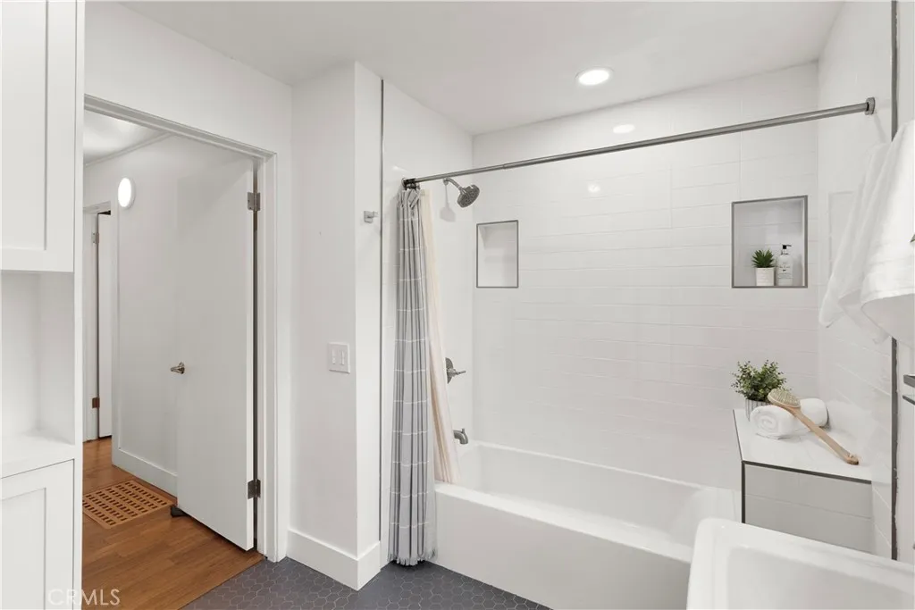 Additional image 12 of 645 Griffith Way Unit B, Laguna Beach, CA 92651