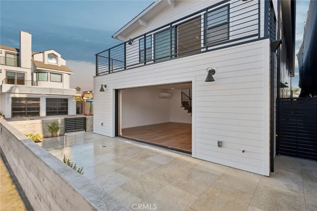 Additional image 31 of 212 40th, Newport Beach, CA 92663