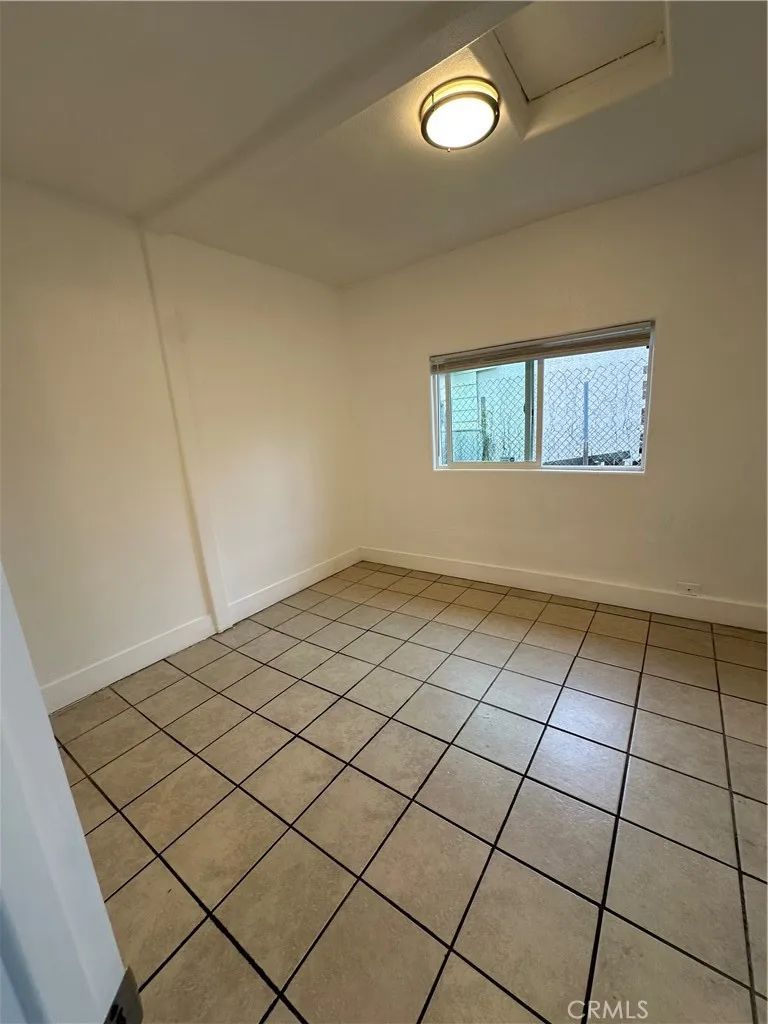 Additional image 37 of 2306 Berger St, Bakersfield, CA 93305