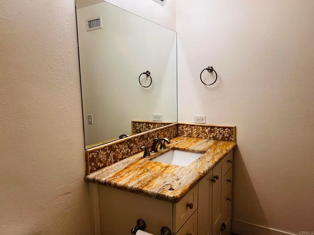 Additional image 96 of 4587 Cove Drive, Carlsbad, CA 92008