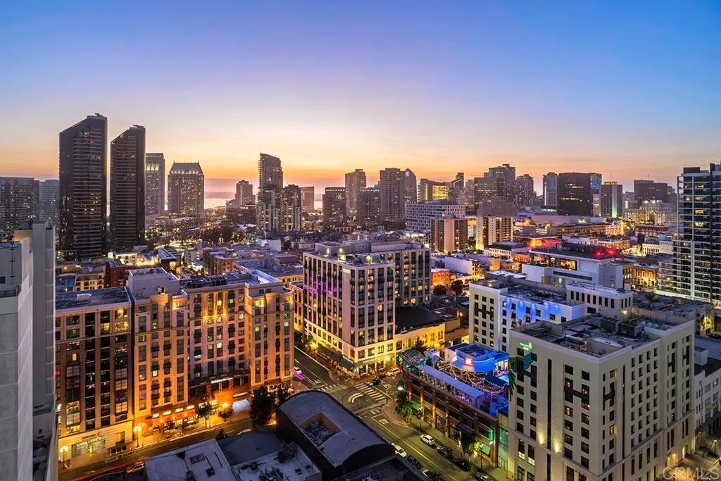 Additional image 85 of 325 Seventh Avenue Unit 2104, San Diego, CA 92101