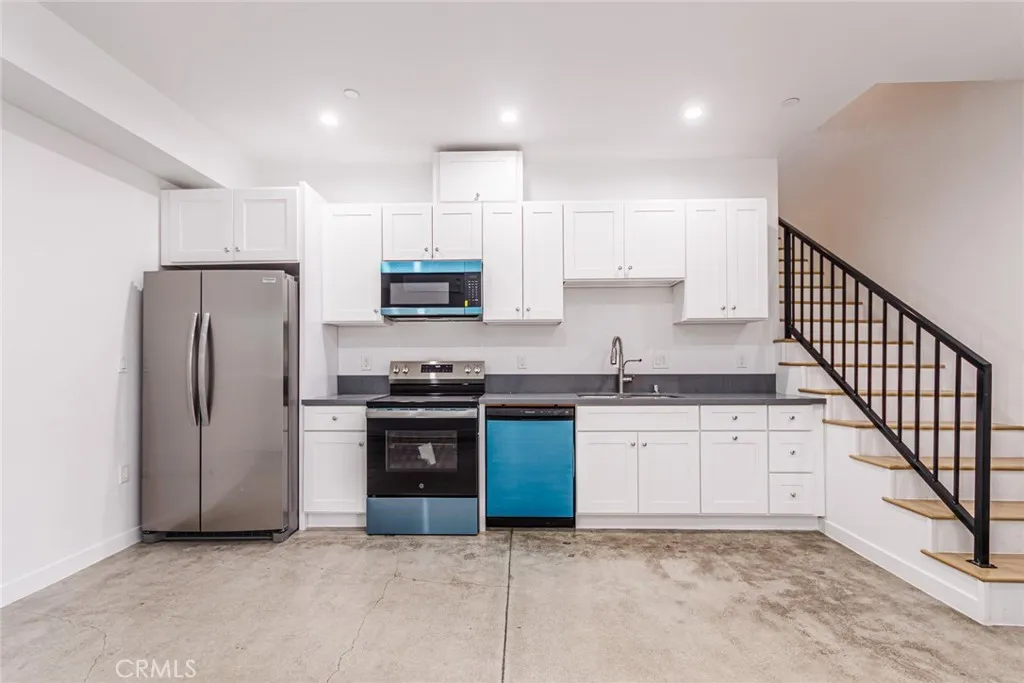 Additional image 4 of 11839 Runnymede St, North Hollywood, CA 91605