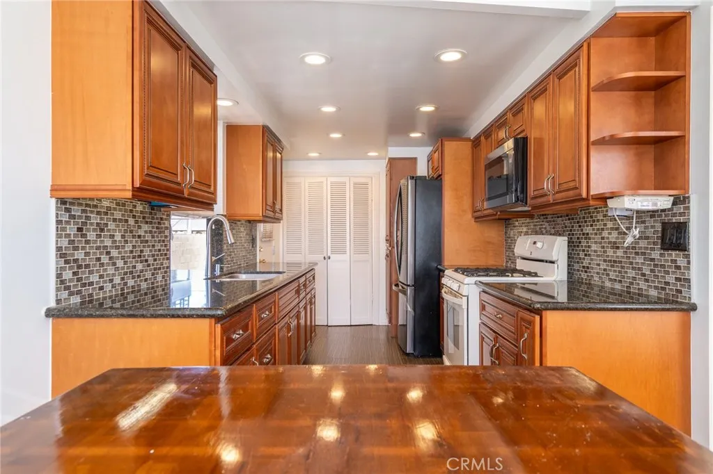 Additional image 15 of 8543 6th St, Downey, CA 90241