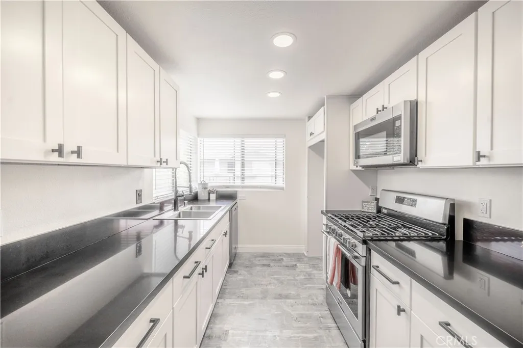 Additional image 8 of 46 Echo Run, Irvine, CA 92614