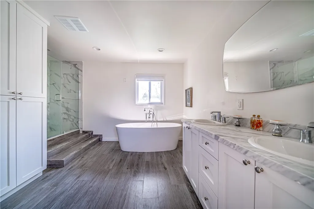 Additional image 22 of 23230 Ladrillo, Woodland Hills, CA 91367