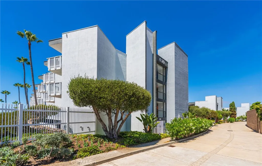 Additional image 16 of 630 The Village Unit 214, Redondo Beach, CA 90277