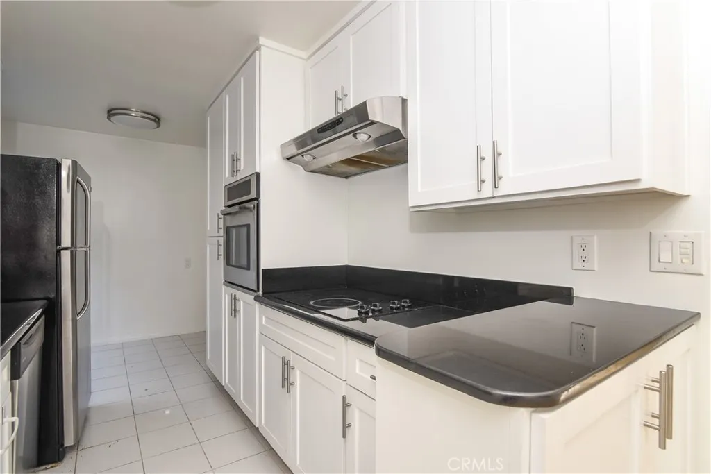 Additional image 46 of 811 6th Street Unit 105, Santa Monica, CA 90403