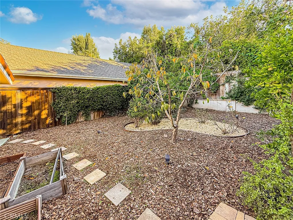 Additional image 112 of 15452 Varden, Sherman Oaks, CA 91403