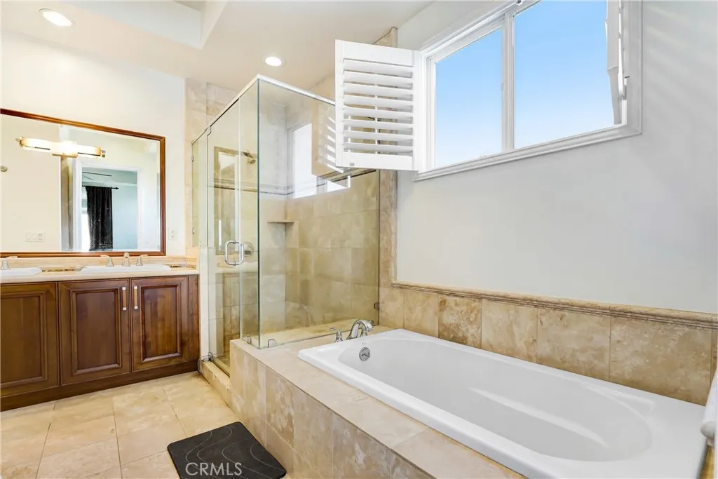 Additional image 19 of 11323 Huston St Unit 11, North Hollywood, CA 91601