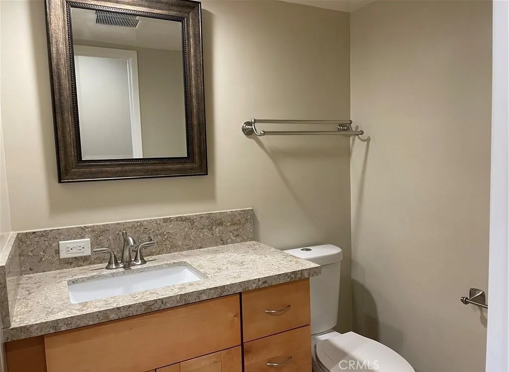 Additional image 9 of 222 N Rose St, Burbank, CA 91505