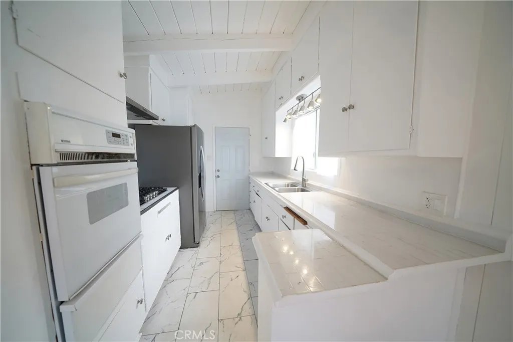 Additional image 19 of 2461 Palm Dr, Hermosa Beach, CA 90254