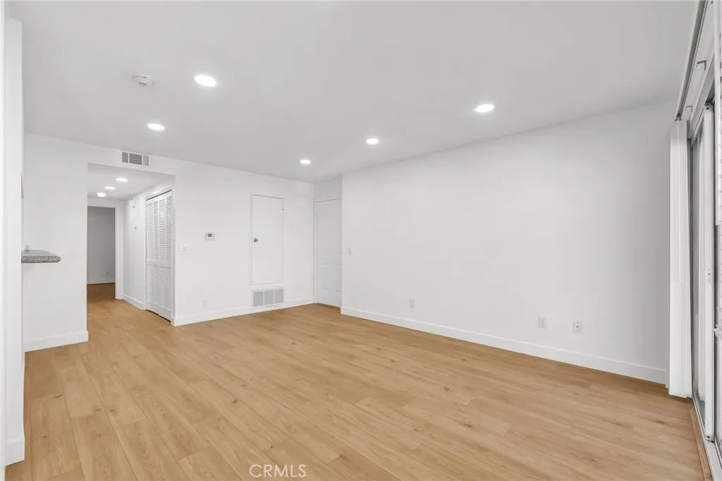 Additional image 26 of 710 5th Street, Hermosa Beach, CA 90254