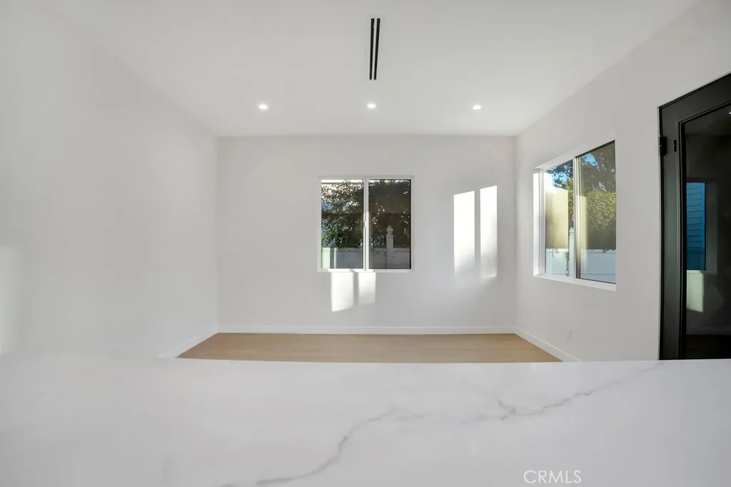 Additional image 39 of 17425 Los Alimos Unit 17423, Granada Hills, CA 91344