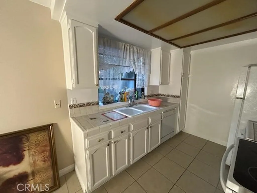 Additional image 9 of 1806 N Fairview St Unit Q, Santa Ana, CA 92706