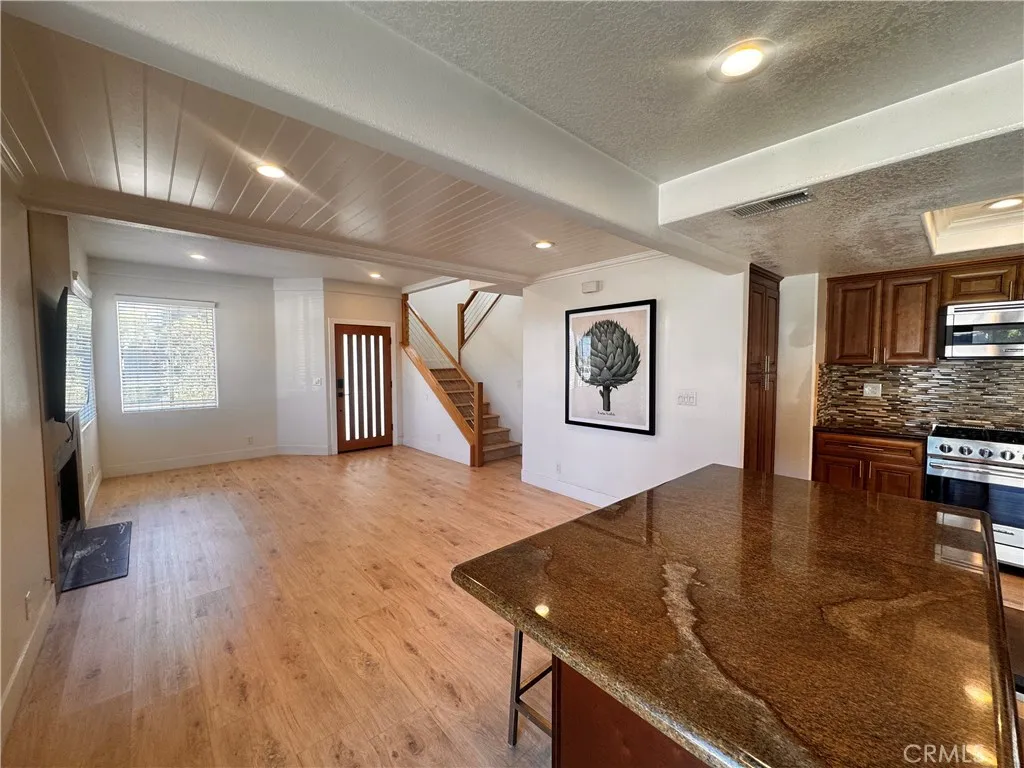 Additional image 40 of 379 Monte Vista Avenue Unit A, Costa Mesa, CA 92627