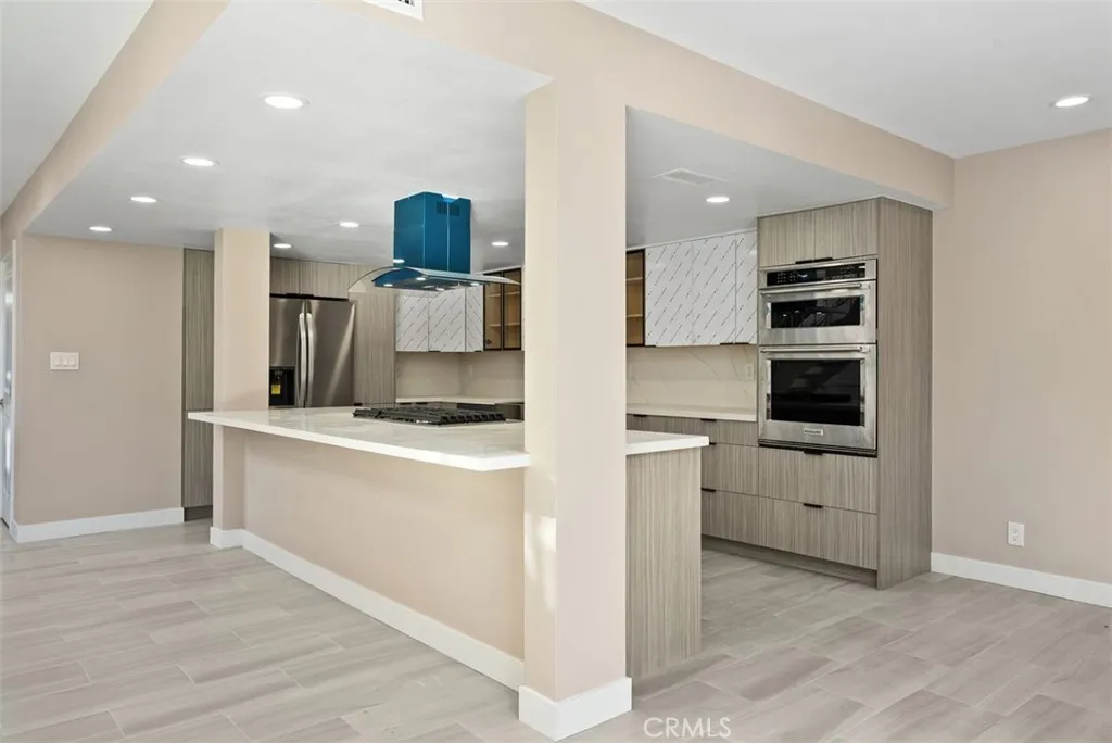 Additional image 49 of 54 Oak Tree Lane, Irvine, CA 92612