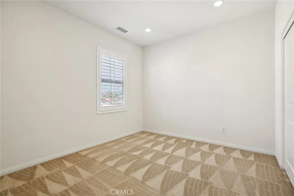 Additional image 19 of 122 Barnes Rd, Tustin, CA 92782