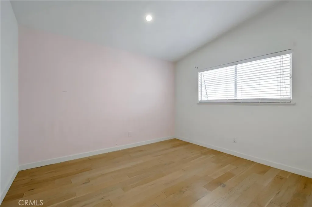 Additional image 108 of 24216 Calvert Street, Woodland Hills, CA 91367