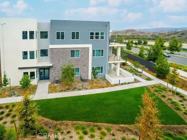 Additional image 73 of 352 Tank, Irvine, CA 92618