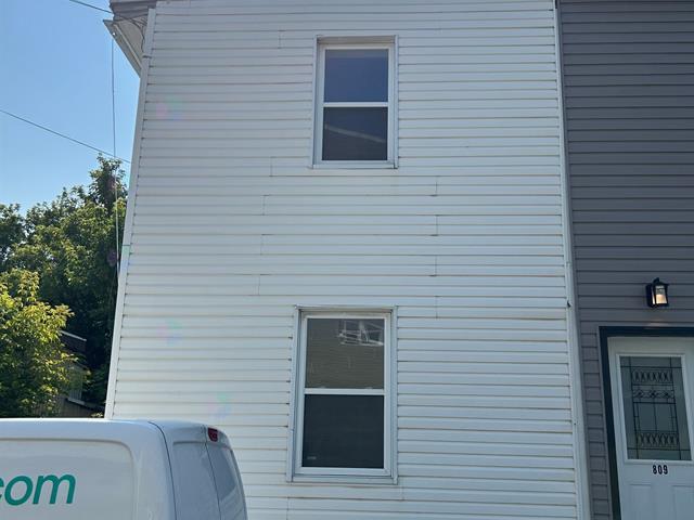 807 Rue Émile-Coderre|Québec (La Cité-Limoilou), Quebec G1N1H5