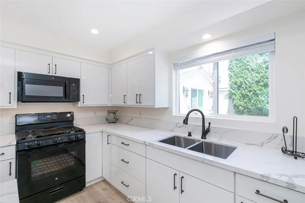 Additional image 35 of 15849 Malden Street, North Hills, CA 91343