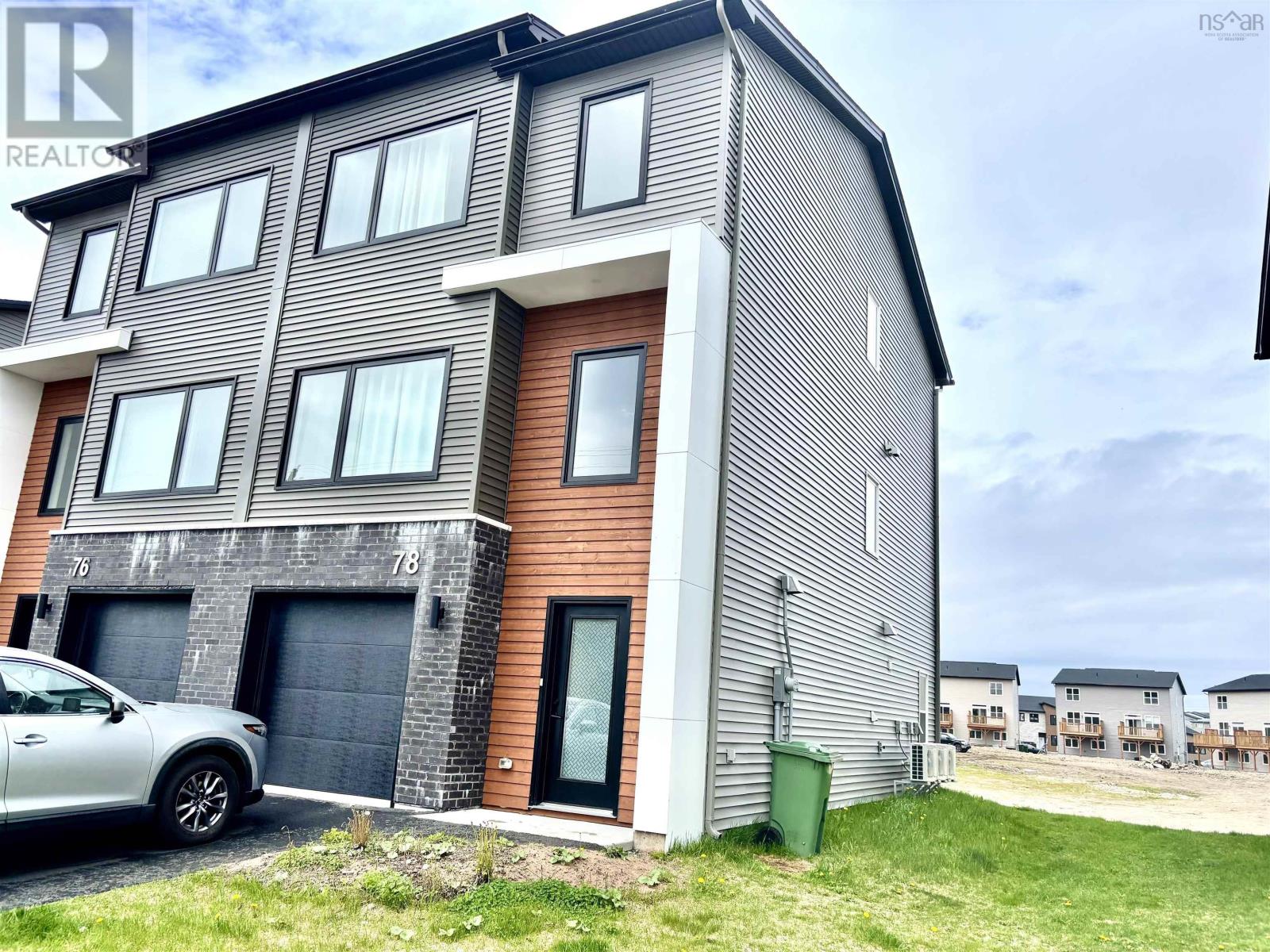 78 Honeygold Drive|Halifax, Nova Scotia B3R0G2