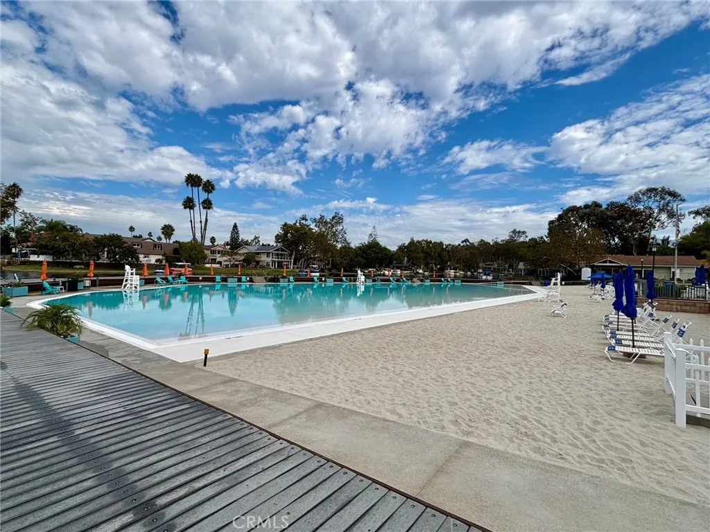 Property image for 24832 Forest Knoll Ln, Lake Forest, CA 92630