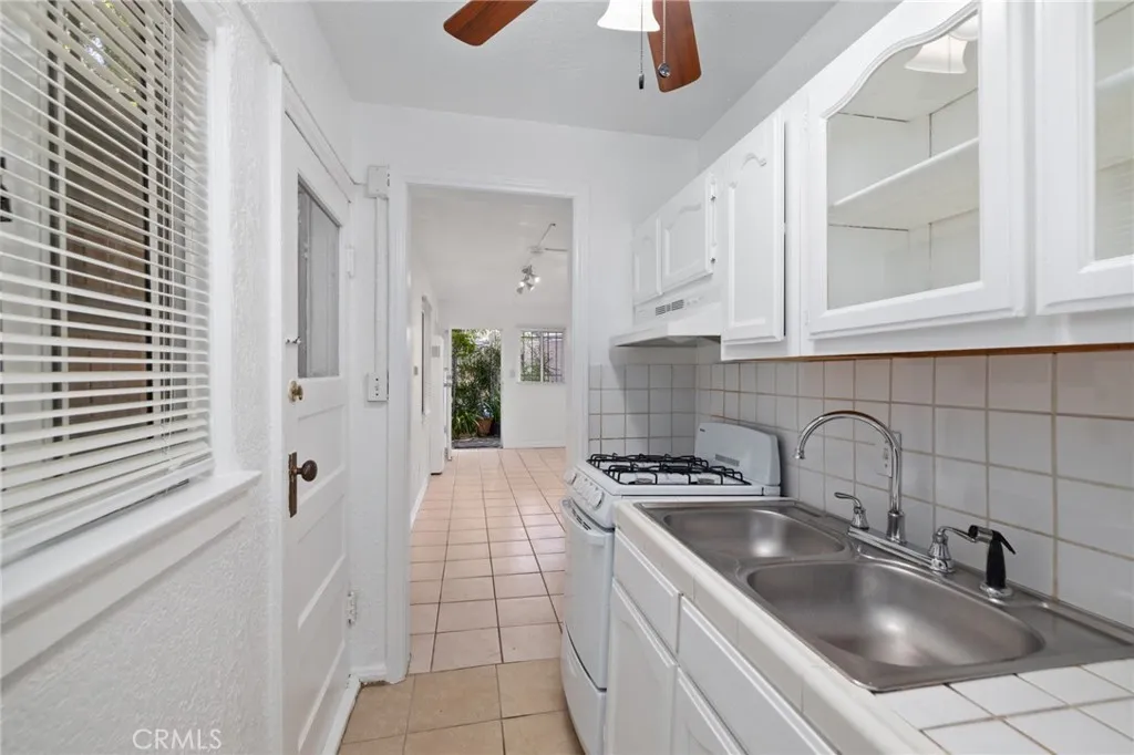 Additional image 16 of 1285 South Dunsmuir Ave, Los Angeles, CA 90019