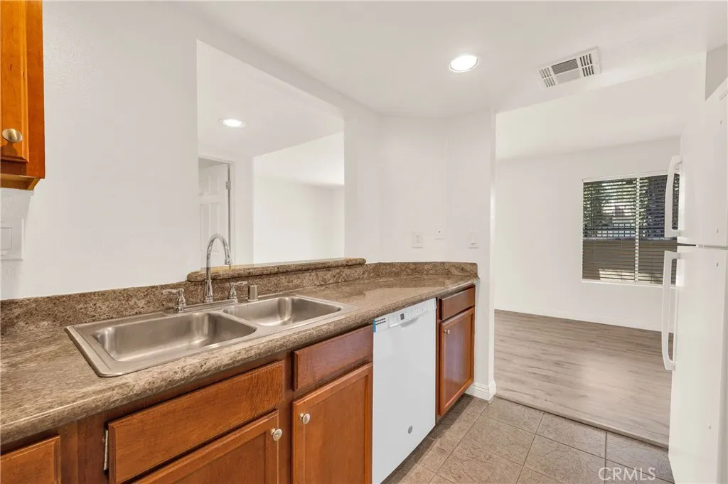 Additional image 45 of 1110 W Blaine Street Unit 102, Riverside, CA 92507