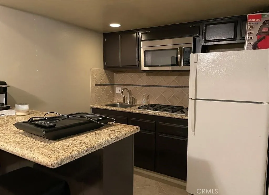 Additional image 45 of 222 N Rose St, Burbank, CA 91505