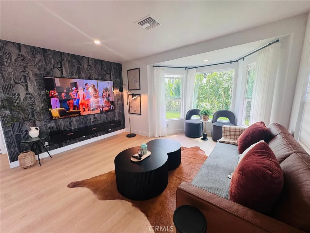 Additional image 10 of 524 S Astell Ave, West Covina, CA 91790