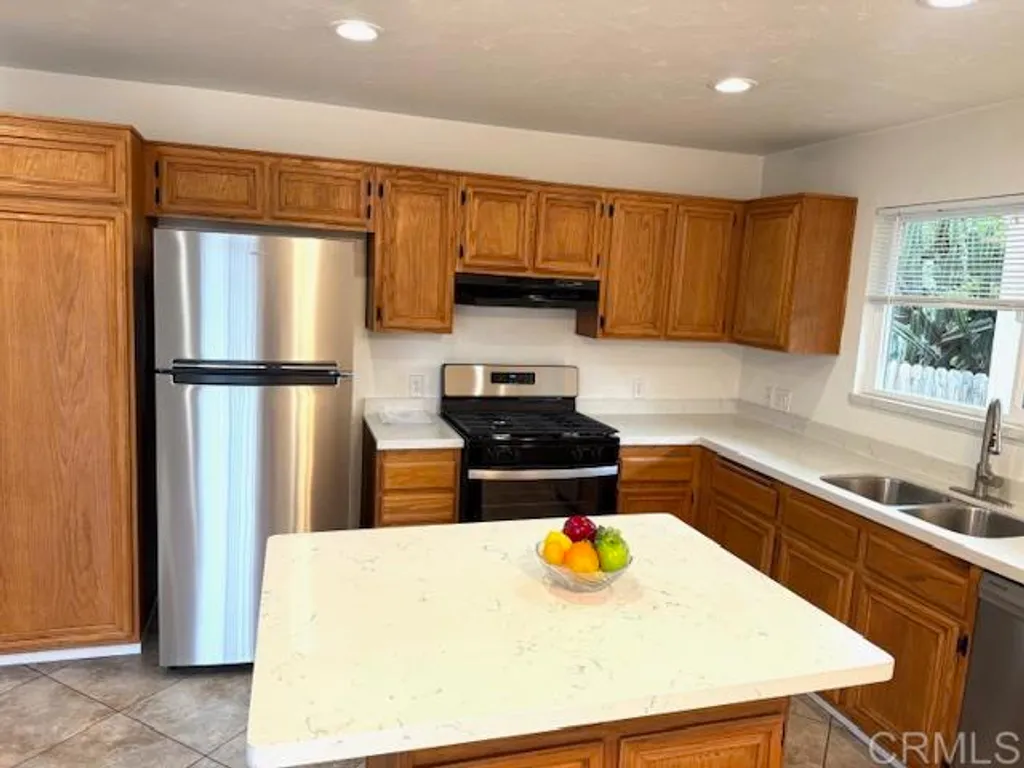 Additional image 6 of 635 Woodward Street Unit A, San Marcos, CA 92069