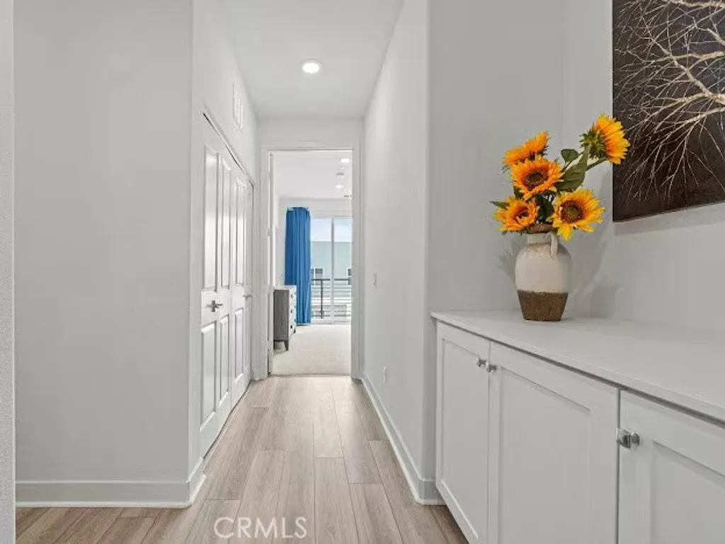 Additional image 17 of 352 Tank, Irvine, CA 92618