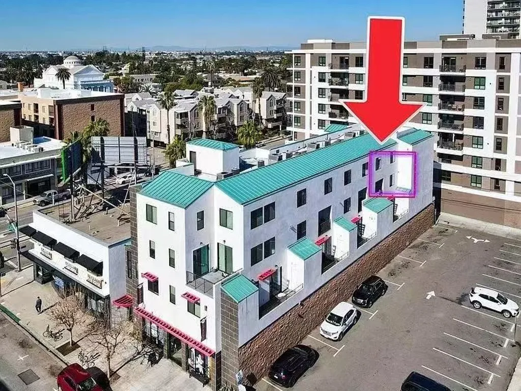 Additional image 8 of 137 W 6th St Unit 204, Long Beach, CA 90802